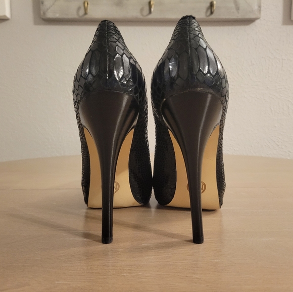 Michael Kors Stilleto Heels Sz 7 - Picture 4 of 9
